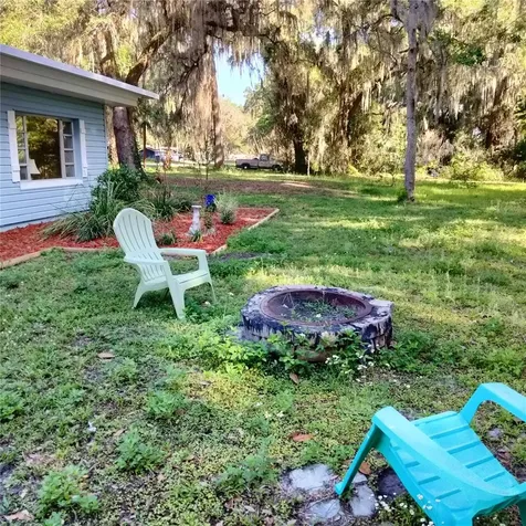 4045 Cr 402a Lake Panasoffkee FL 33538