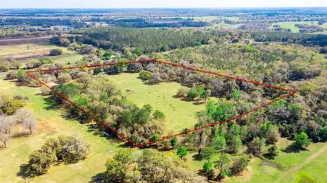 17525 Us Highway 301 Dade City FL 33523