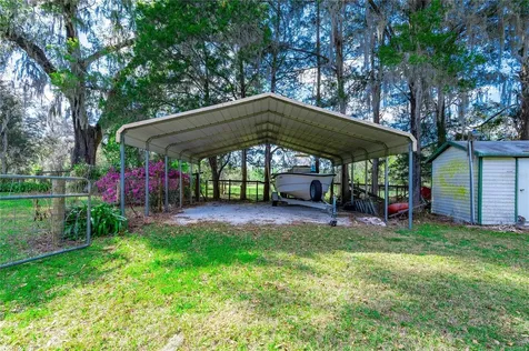 17525 Us Highway 301 Dade City FL 33523
