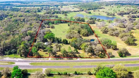 17525 Us Highway 301 Dade City FL 33523