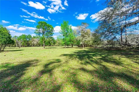 17525 Us Highway 301 Dade City FL 33523