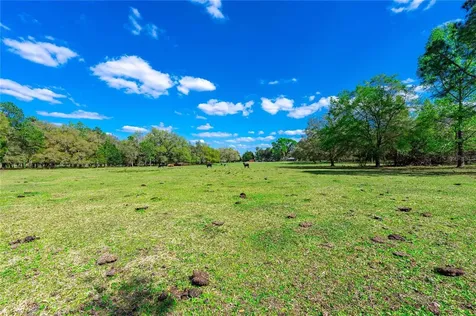 17525 Us Highway 301 Dade City FL 33523