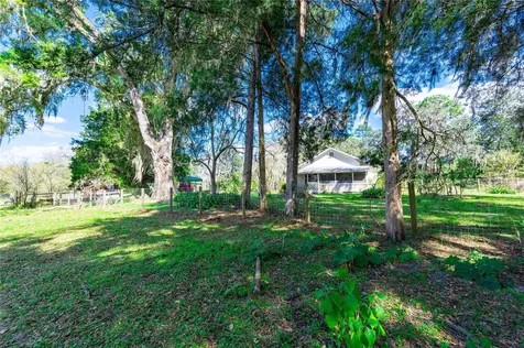 17525 Us Highway 301 Dade City FL 33523