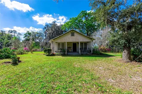 17525 Us Highway 301 Dade City FL 33523