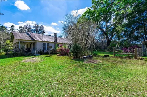 17525 Us Highway 301 Dade City FL 33523