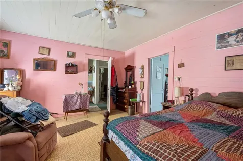 17525 Us Highway 301 Dade City FL 33523