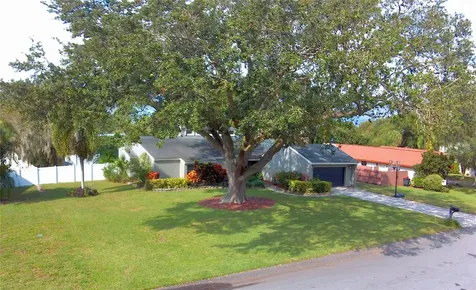 1209 Cypress Point E Winter Haven FL 33884