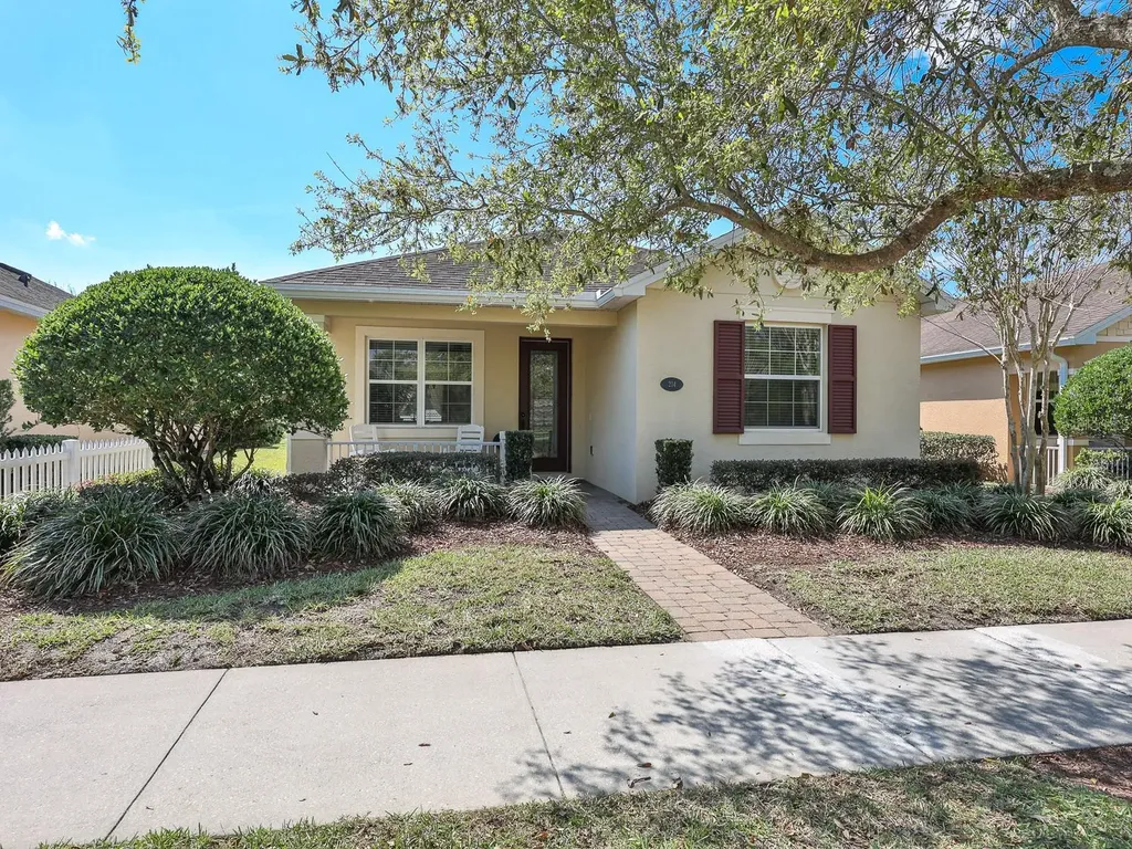 214 Thistledown Street Deland FL 32724