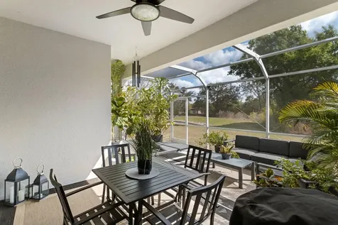 2872 Grand Kemerton Place Tampa FL 33618