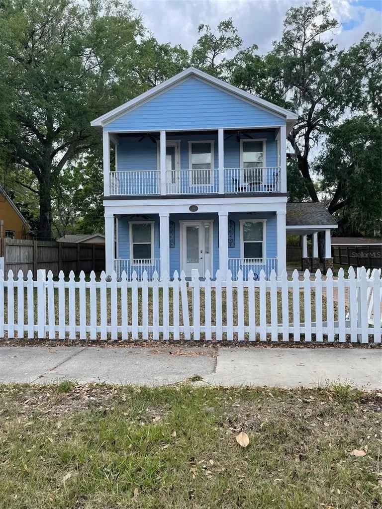 704 Sanford Avenue Sanford FL 32771