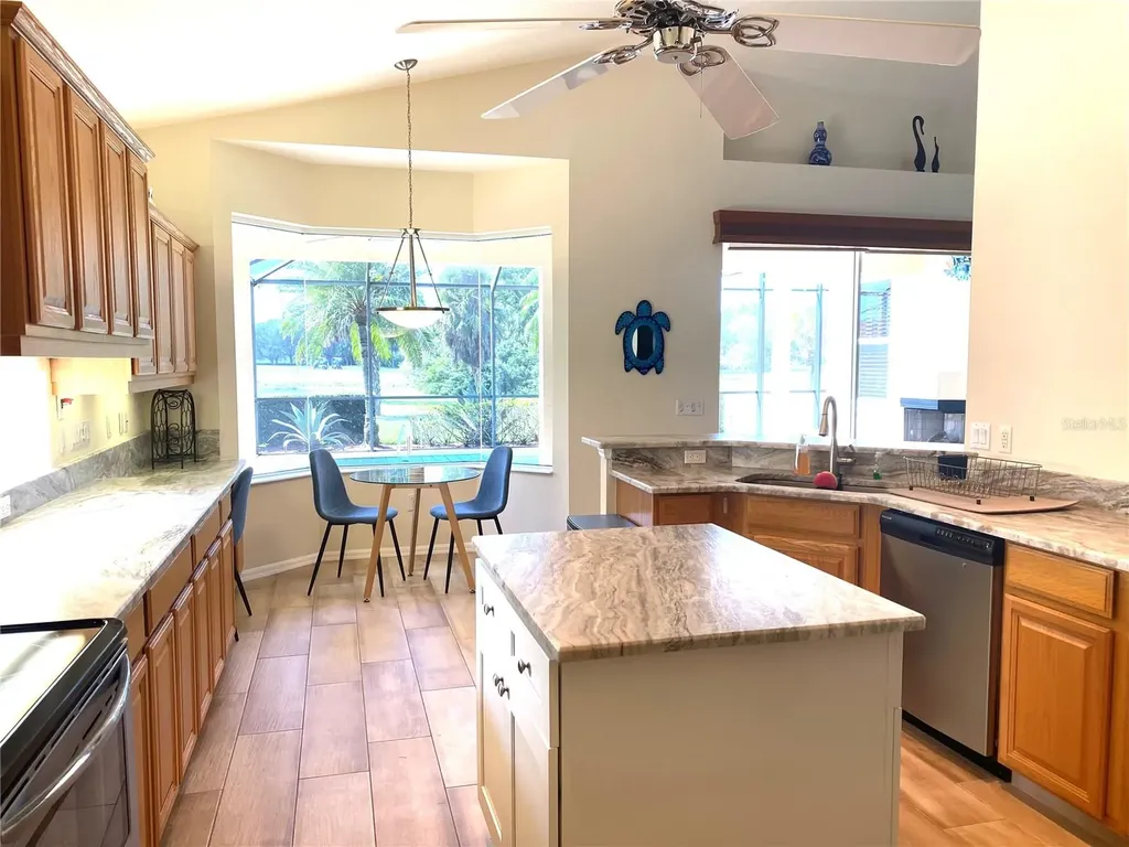 6372 Rookery Circle Bradenton FL 34203