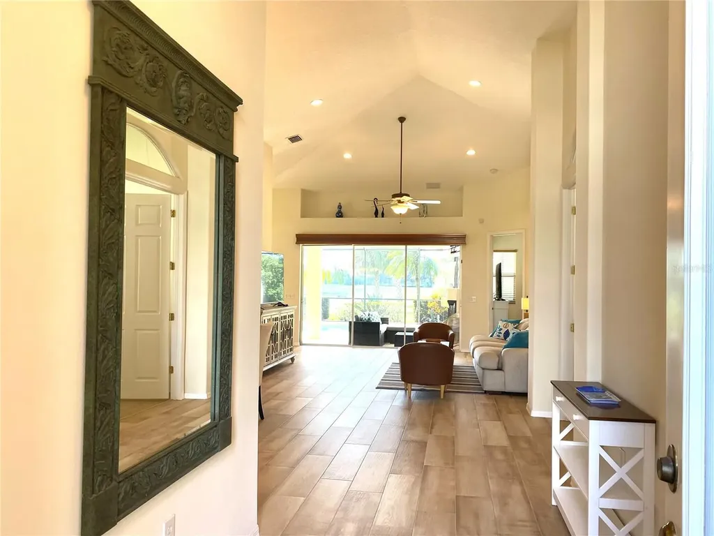 6372 Rookery Circle Bradenton FL 34203
