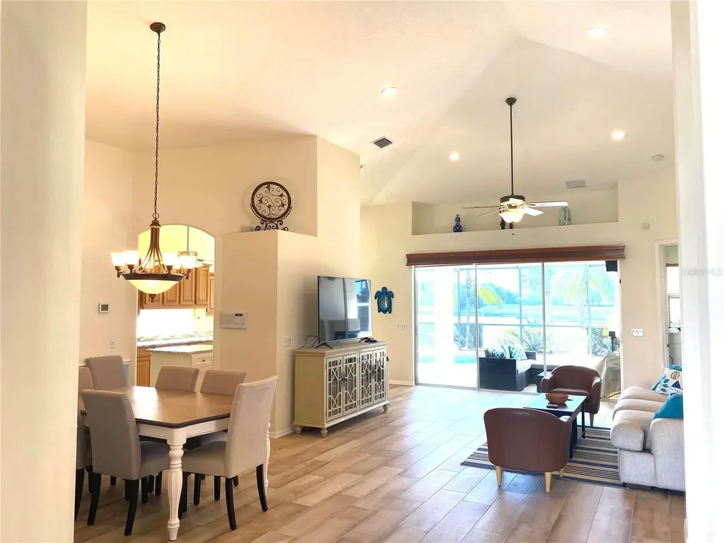 6372 Rookery Circle Bradenton FL 34203