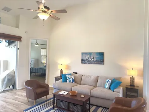 6372 Rookery Circle Bradenton FL 34203