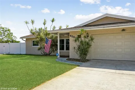 4585 13th Way NE St Petersburg FL 33703