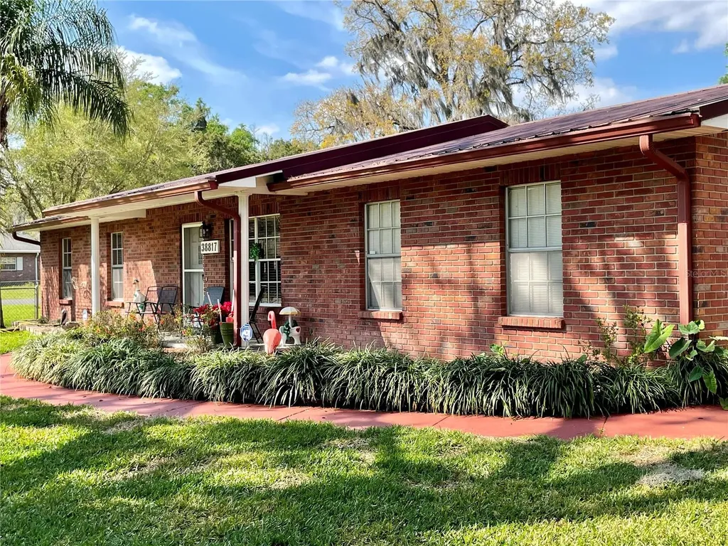 38817 10th Avenue Zephyrhills FL 33542