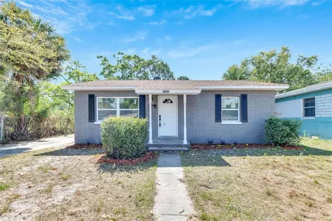 2452 17th Avenue S St Petersburg FL 33712