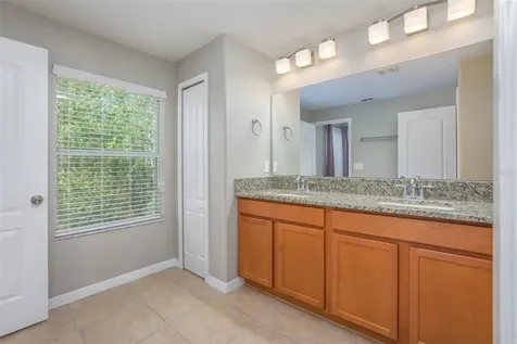 11205 Savannah Landing Circle Orlando FL 32832
