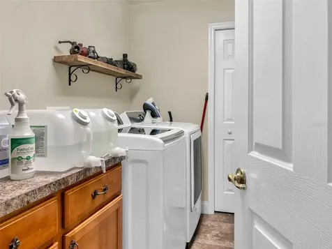 6460 Bass Highway Saint Cloud FL 34771
