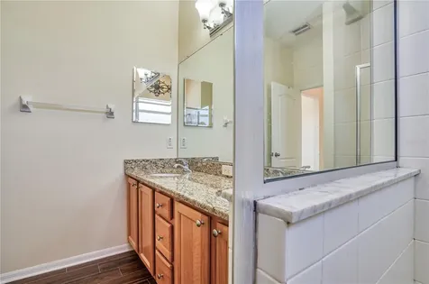 528 Laguna Mill Drive Ruskin FL 33570