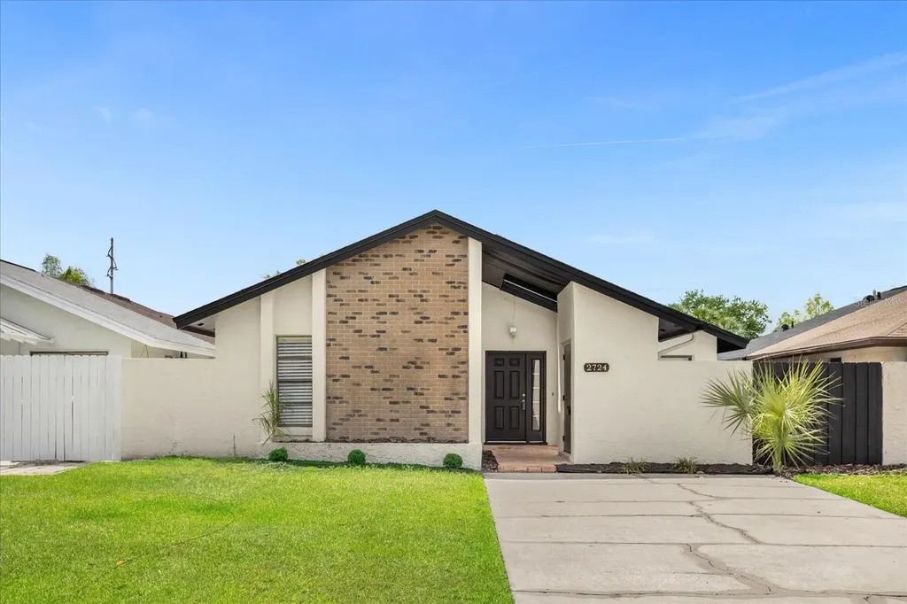 2724 Lakefern Avenue Orlando FL 32822