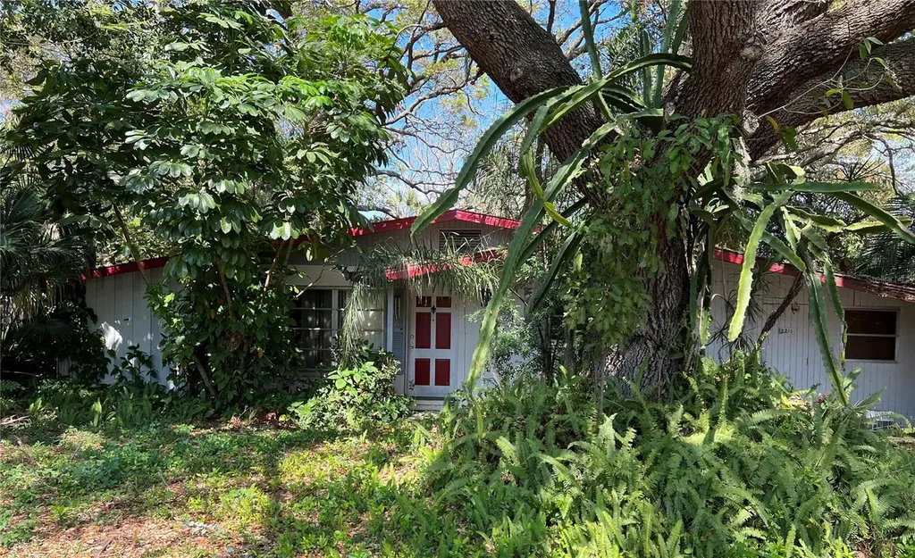 2211 54th Avenue Drive W Bradenton FL 34207