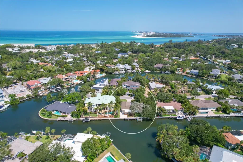 512 Venice Lane Sarasota FL 34242