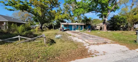 4061 45th Avenue N St Petersburg FL 33714