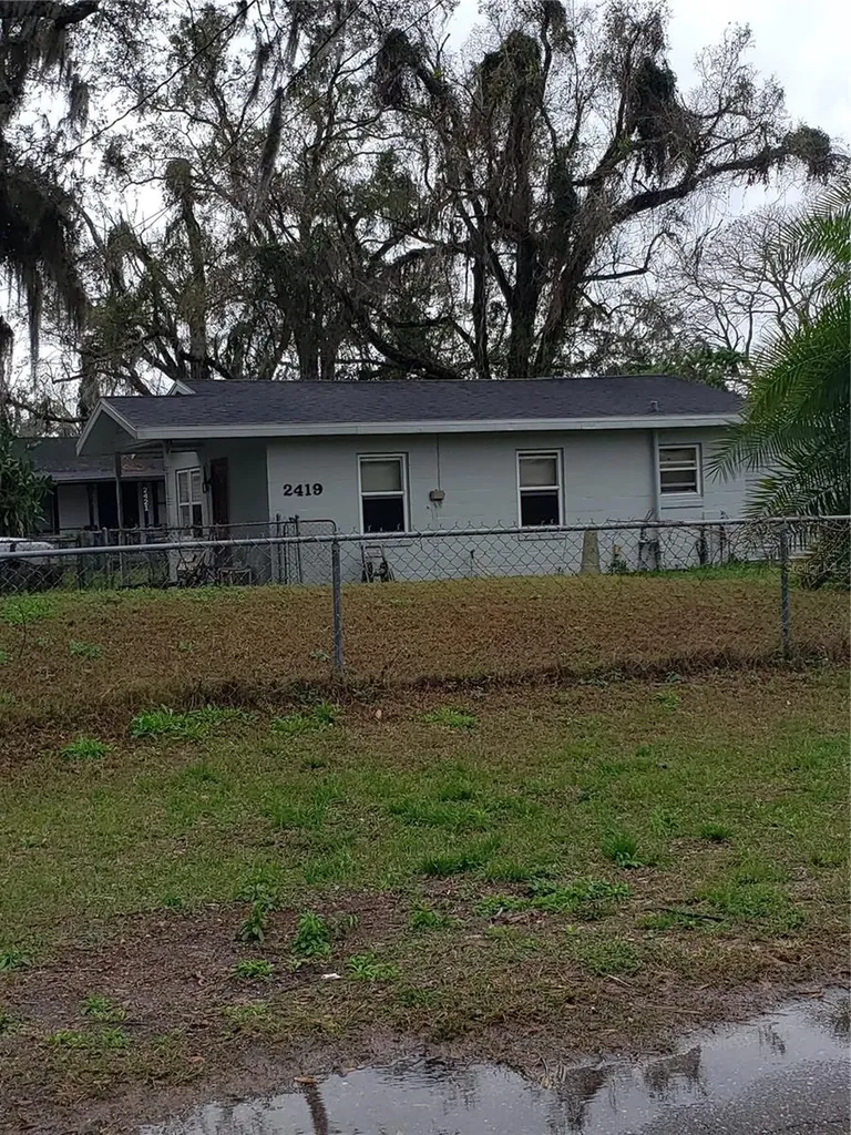 2419 E Magnolia Street Lakeland FL 33801