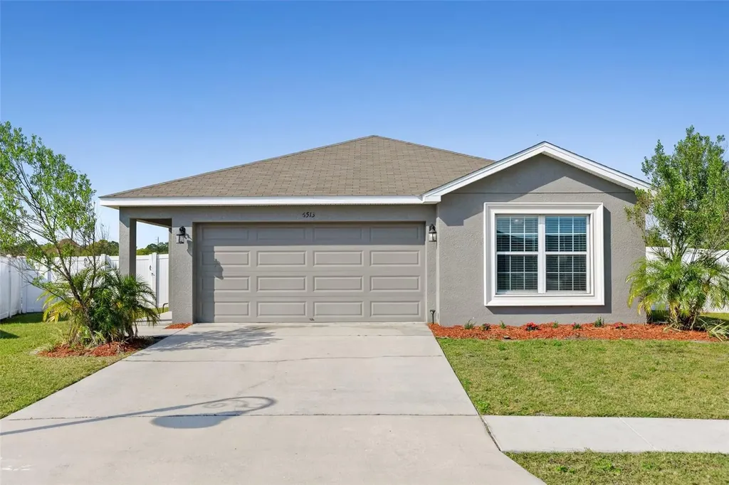6513 Bayston Hill Place Zephyrhills FL 33541