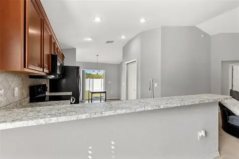 6513 Bayston Hill Place Zephyrhills FL 33541