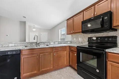 6513 Bayston Hill Place Zephyrhills FL 33541