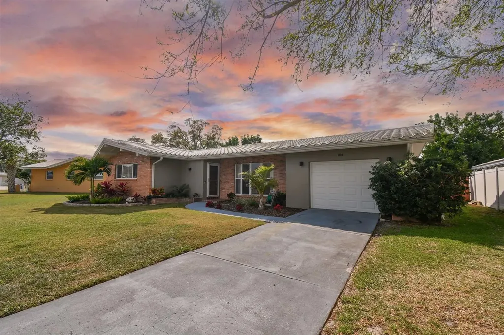 1460 Ambassador Drive Clearwater FL 33764