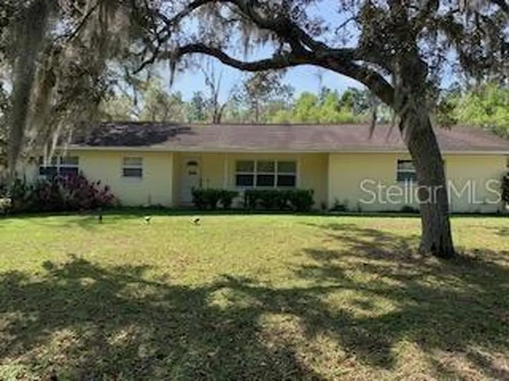 12530 SW 43rd Street Road Ocala FL 34481