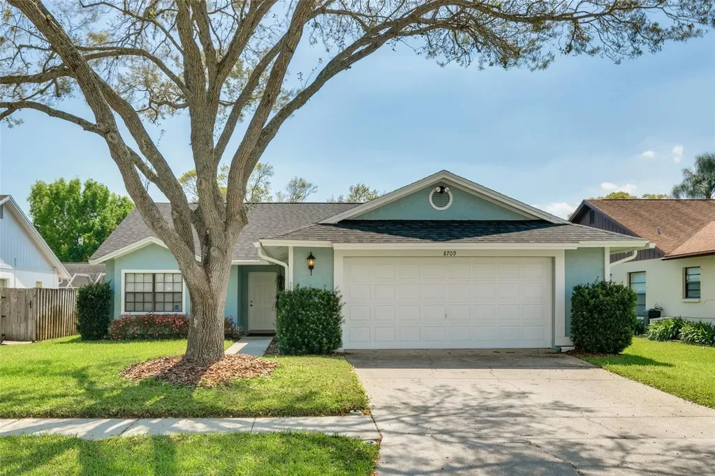 8709 Hampden Drive Tampa FL 33626