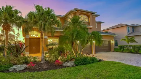 6638 37th Street E Sarasota FL 34243