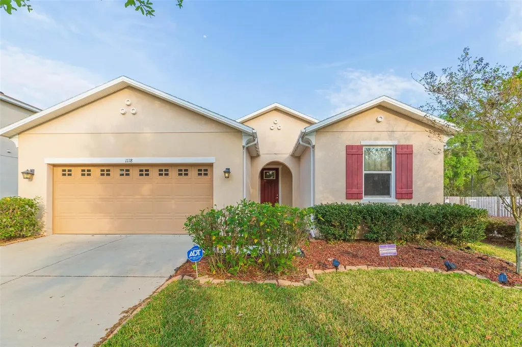 1118 Lake Highview Lane Brandon FL 33510