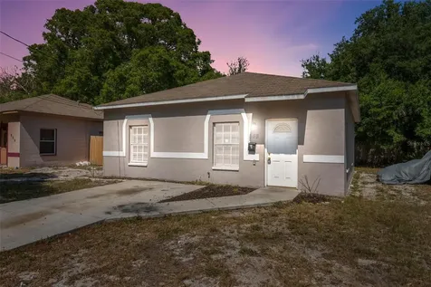 649 35th Avenue S St Petersburg FL 33705