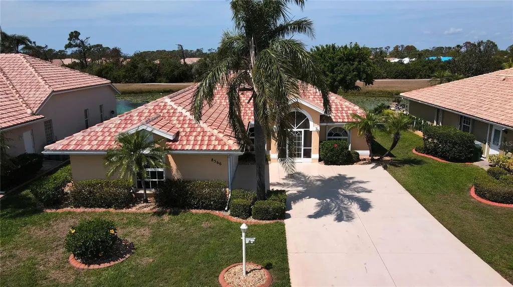 8566 Lakeside Drive Englewood FL 34224