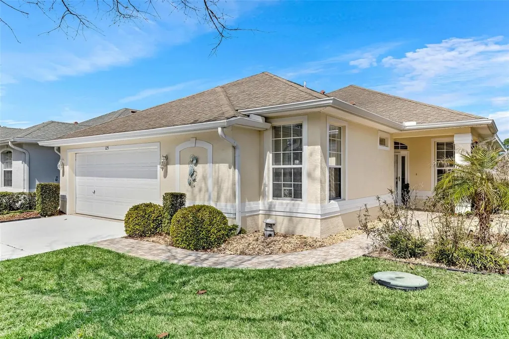 125 Raintree Circle Palm Coast FL 32164