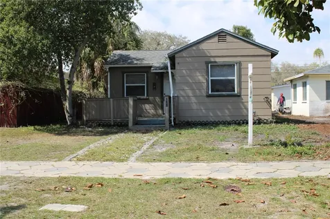 804 15th Street N St Petersburg FL 33705