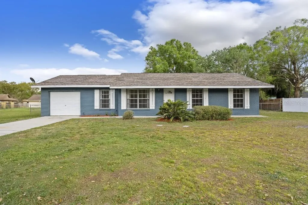 5074 Rock Glen Turn Mulberry FL 33860