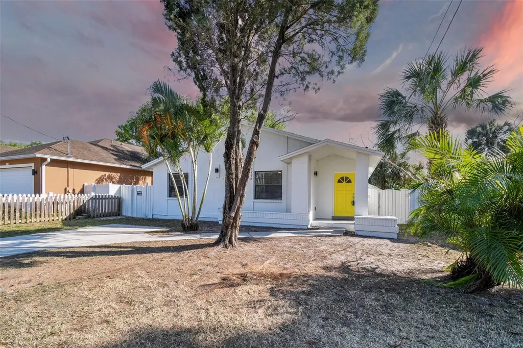 2918 W Haya Street Tampa FL 33614