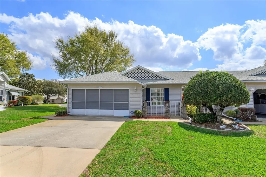 26026 Newcombe Circle Leesburg FL 34748