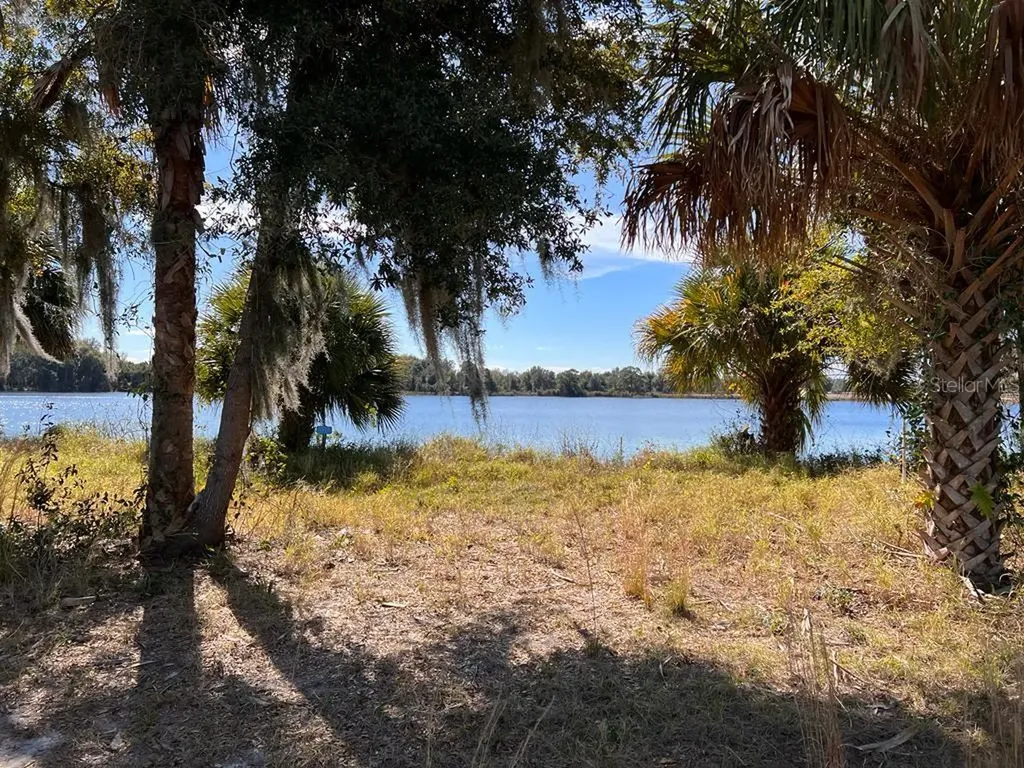 3412 Lake Diane Road #67 Tavares FL 32778