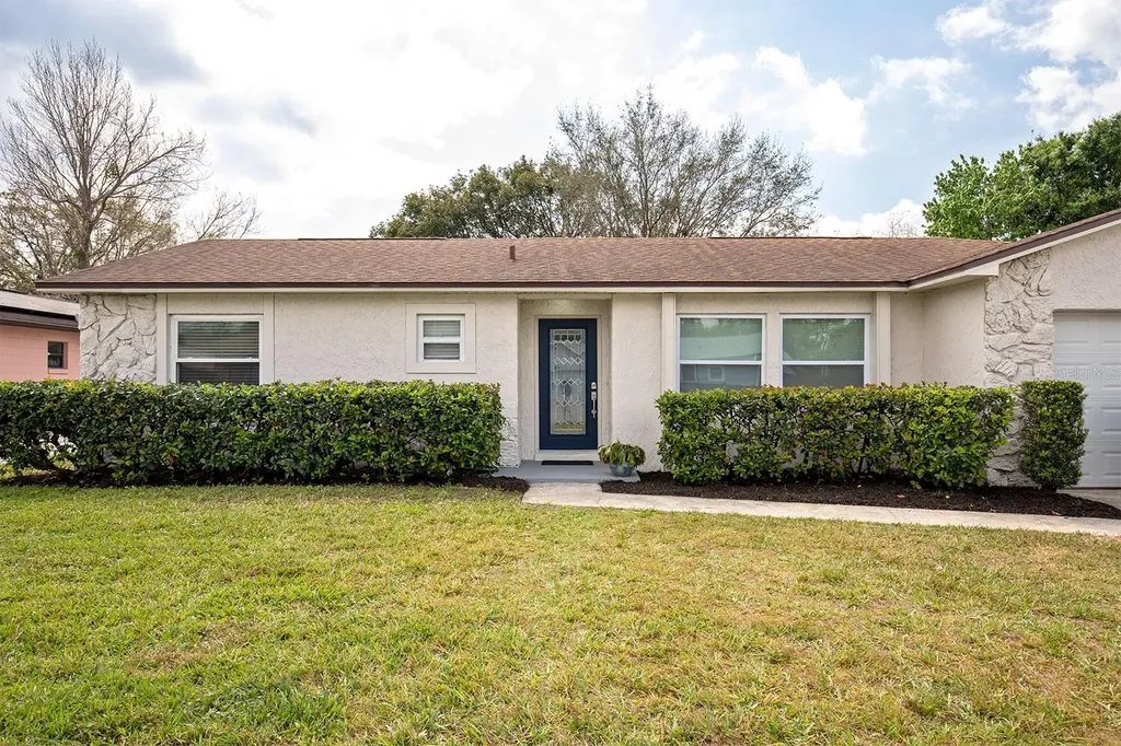 9726 Ethanwood Street Orlando FL 32825