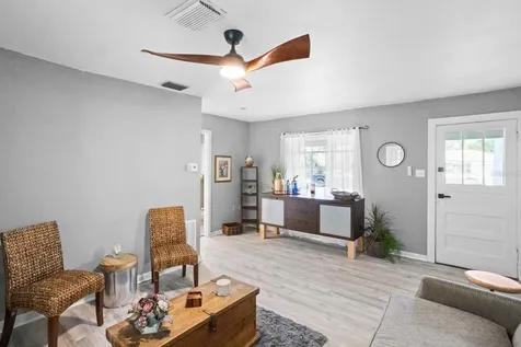 1217 E North Street Tampa FL 33604