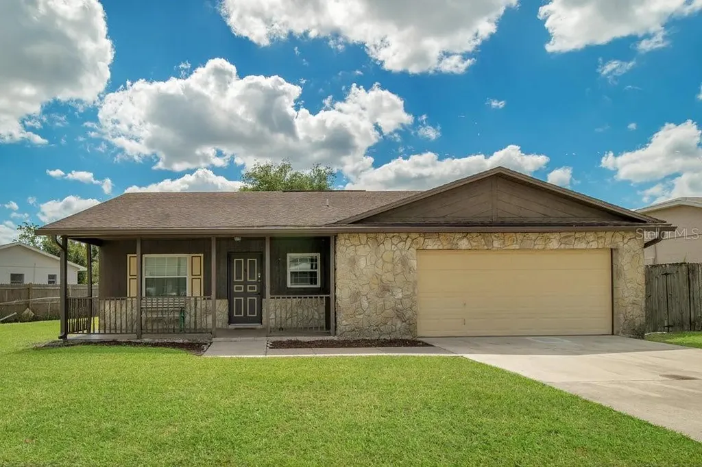 2052 Las Palmas Circle Orlando FL 32822
