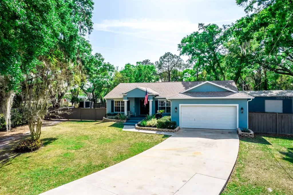 107 El Greco Drive Brandon FL 33511