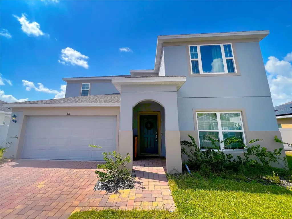 911 Avenal Lane Davenport FL 33837